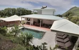 Villa Dizac, à 100m de la plage avec grande piscine