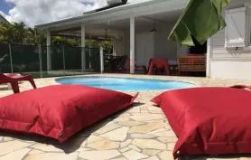 Villa de Lo T5 piscine à 150m de la plage