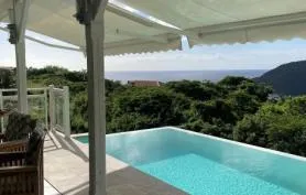 Villa Ti'Chenou vue mer avec piscine, proximité plage