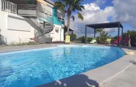 Bas de Villa Titemarina avec piscine et vue mer