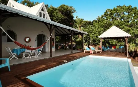 Villa 3 chambres, avec piscine et vue mer