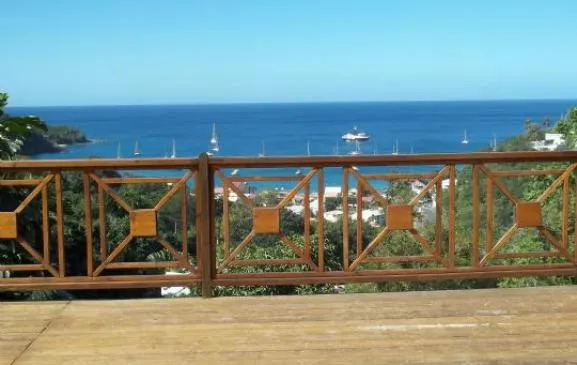 Villa bois Marguerita spa avec vue  panoramique sur la baie de deshaies