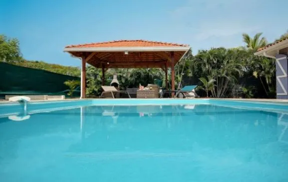 Villa Blue Lagoon avec  piscine et plage à quelques  minutes
